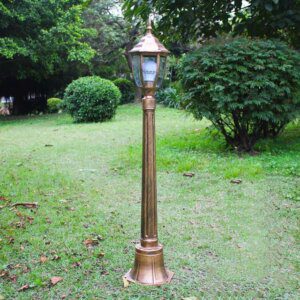4006 Bollard  With Gate Light